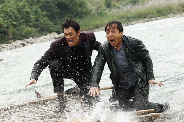 Skiptrace (2016) - photo 10