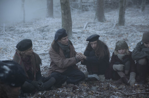 Resistance (2021) - photo 3