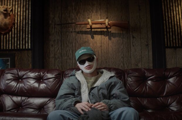 Looks That Kill (2020) - photo 3