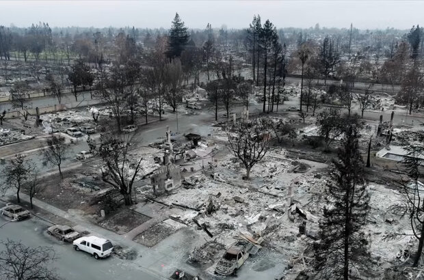 Ice on Fire (2019) - photo 5