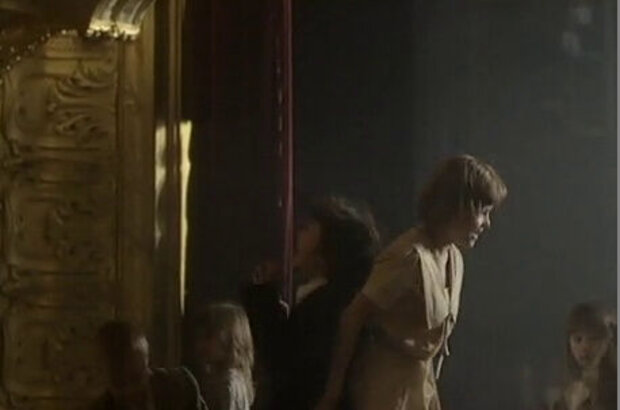 Josephine the Singer and the mouse people (1994) - photo 9