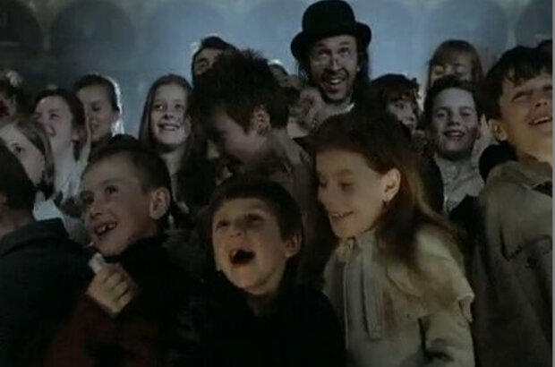 Josephine the Singer and the mouse people (1994) - photo 6