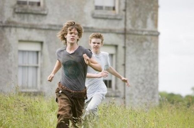 Hideaways (2011) - photo 11