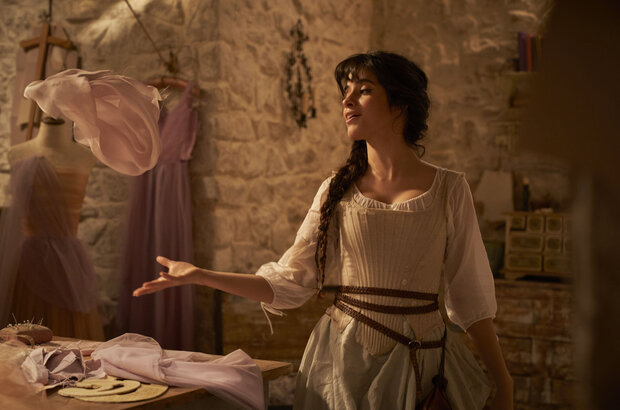 Cinderella (2021) - photo 1