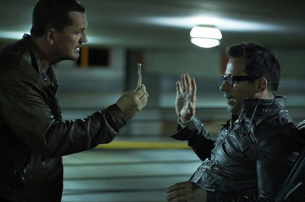 The Outsider (2014) - photo 7