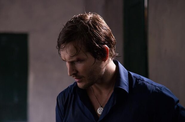 The Damned (2013) - photo 1