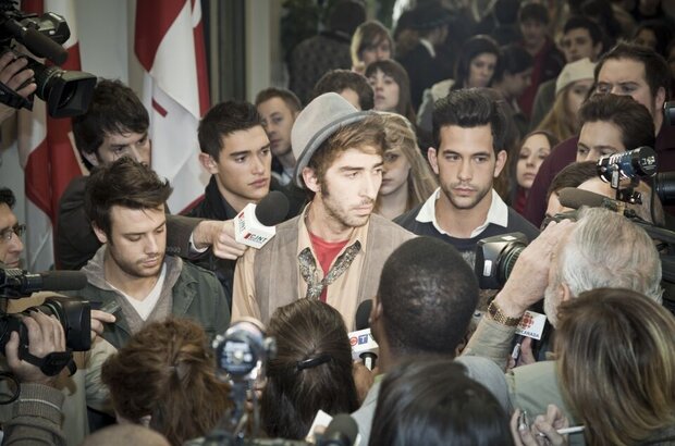 Starbuck (2011) - photo 4