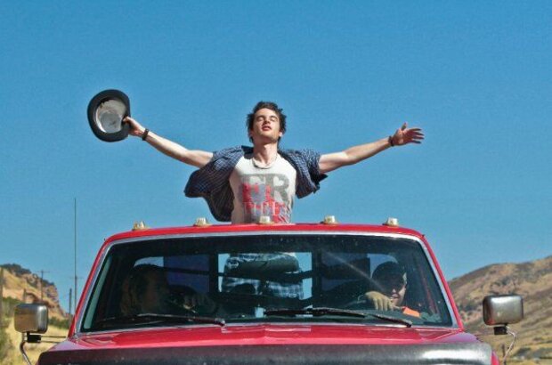 Waiting for Forever (2010) - photo 5