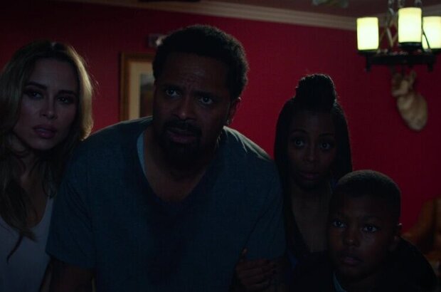 Meet the Blacks (2016) - photo 7
