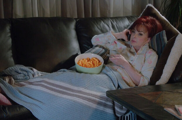 Nearlyweds (2013) - photo 2
