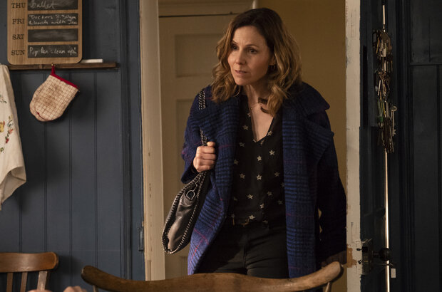 Surviving Christmas with the Relatives (2018) - photo 4