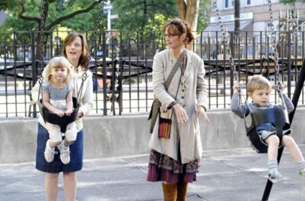 Motherhood (2009) - photo 3