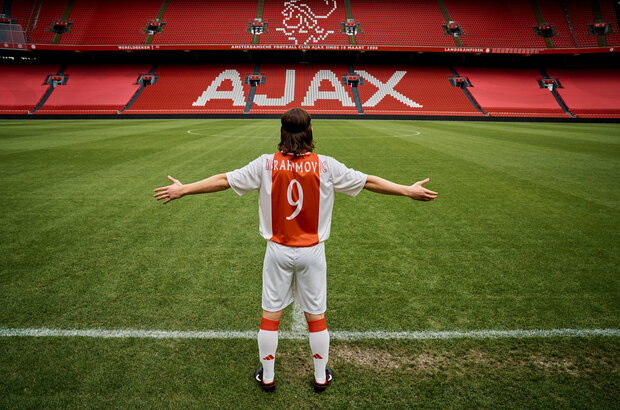 I am Zlatan (2021) - photo 1