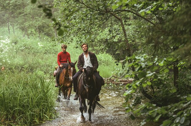 Out Stealing Horses (2019) - photo 2