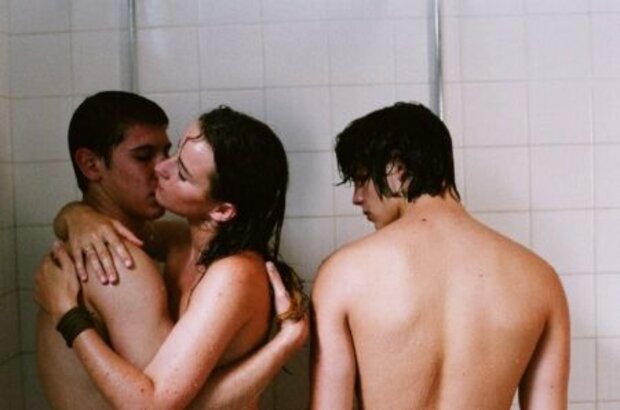 Cold Showers (2005) - photo 4