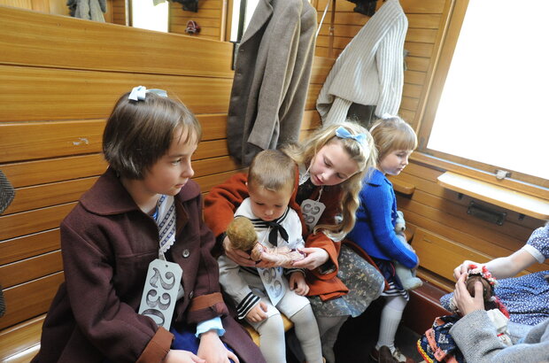 Nicky's Family (2011) - photo 4