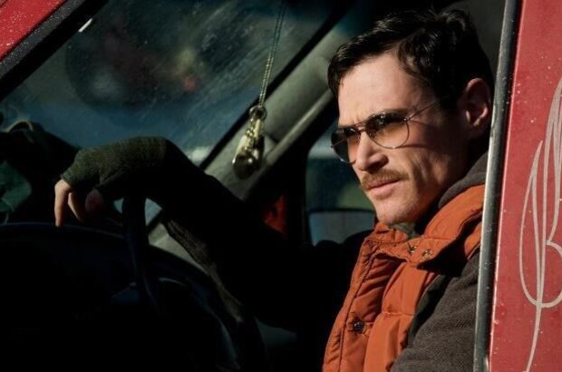 Thin Ice (2011) - photo 1