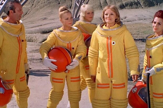 In the Dust of the Stars (1976) - photo 1