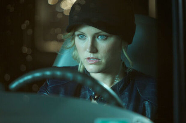 Stolen (2012) - photo 2