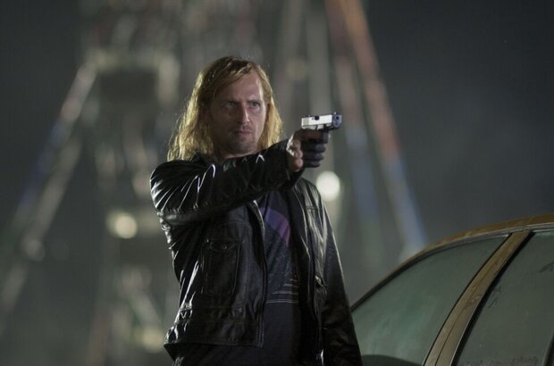 Stolen (2012) - photo 12