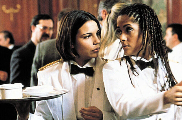 Living It Up (2000) - photo 2