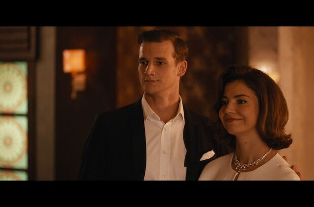 Love (2021) - photo 21