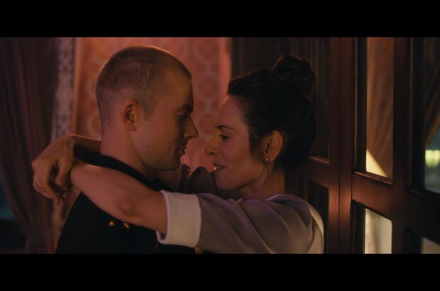 Love (2021) - photo 23