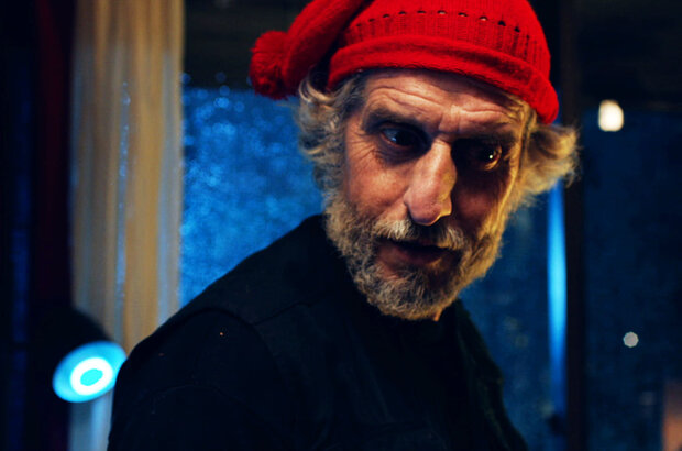 Bad Christmas (2021) - photo 4