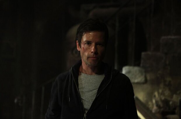 Don't Be Afraid of the Dark (2011) - photo 18