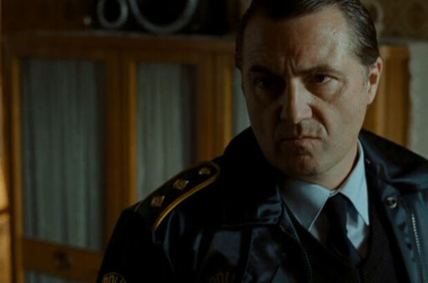 Terribly Happy (2008) - photo 12
