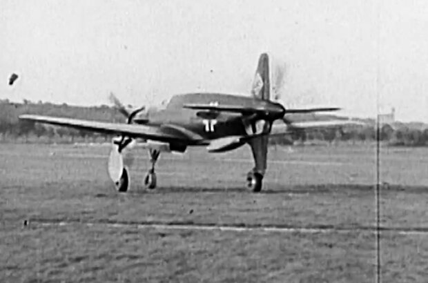 Hitler's Miracle Weapons (2010) - photo 7
