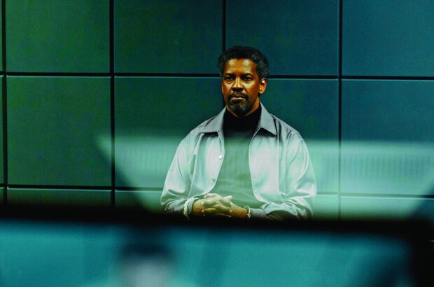 Safe House (2012) - photo 12