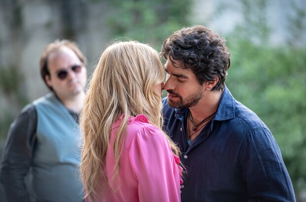 Mafia Mamma (2023) - photo 8