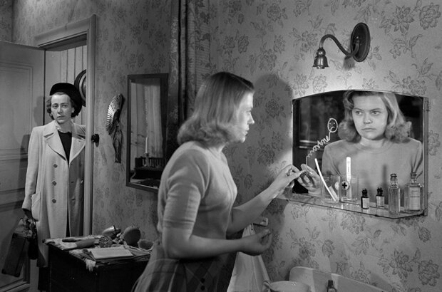 Port of Call (1948) - photo 1