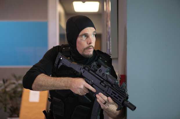 A Day to Die (2022) - photo 8