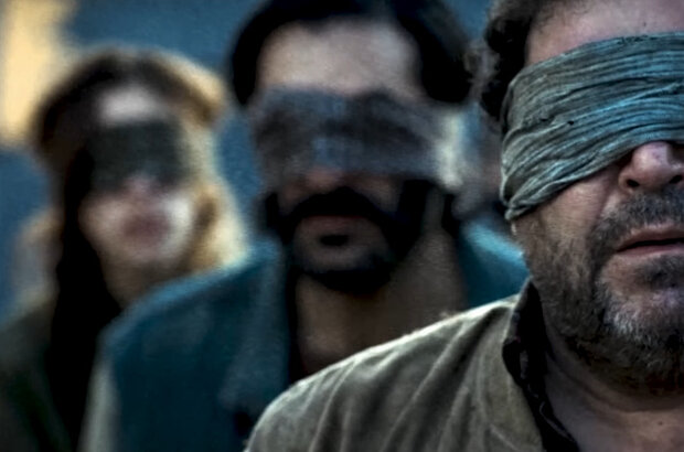 Bird Box Barcelona (2023) - photo 6