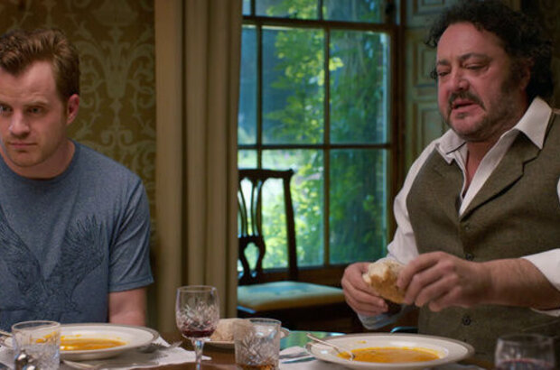 Per amor o per diners? (2019) - photo 3