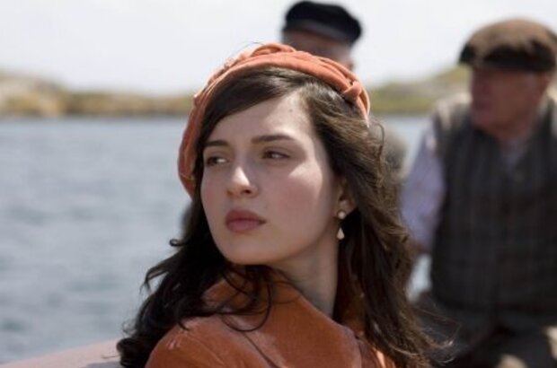 Cracks (2009) - photo 5