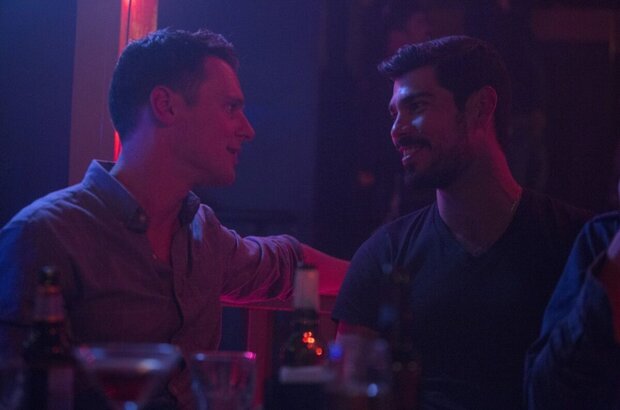 Looking (2016) - photo 7