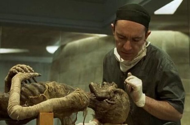 Belphegor, Phantom of the Louvre (2001) - photo 1