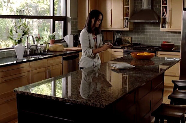 The Wife He Met Online (2012) - photo 8