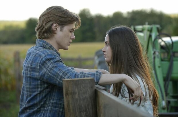 Wolves (2014) - photo 1