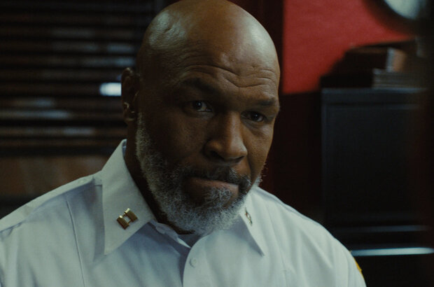Black Flies (2023) - photo 4