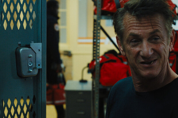 Black Flies (2023) - photo 8