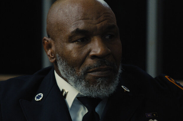 Black Flies (2023) - photo 7