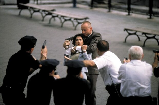 15 Minutes (2001) - photo 4