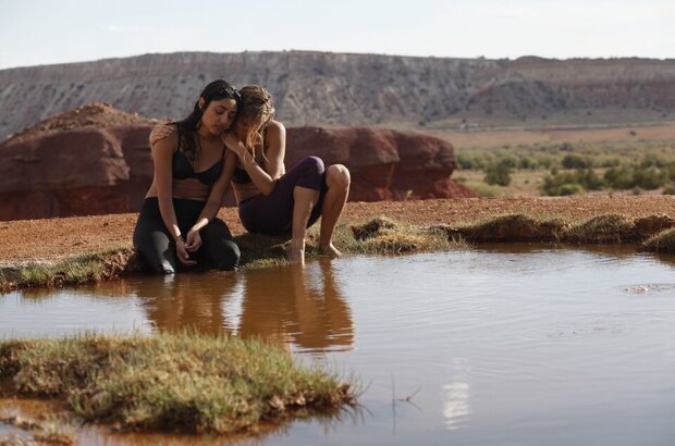Just Like a Woman (2012) - photo 7