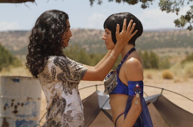Just Like a Woman (2012) - photo 19