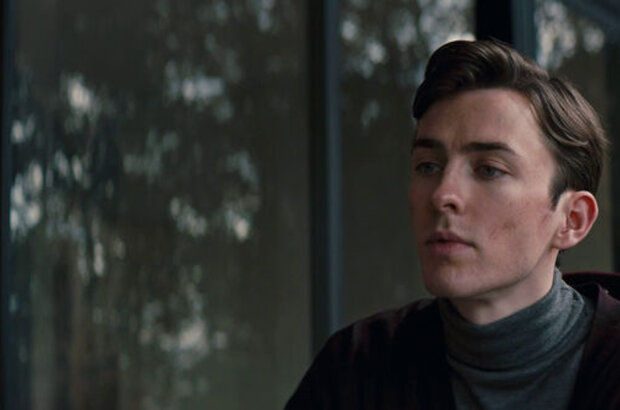 Elizabeth Harvest (2018) - photo 1