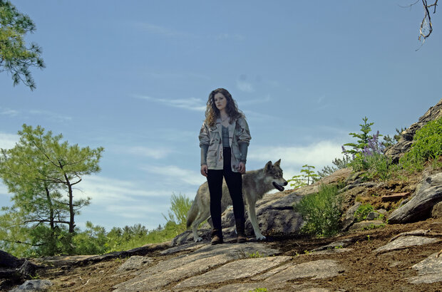 The Wolf and the Lion (2021) - photo 8